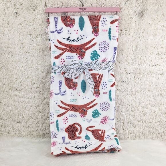 {Juicy Couture} White {Leopard} Plush Throw Blanket - Picture 2 of 3